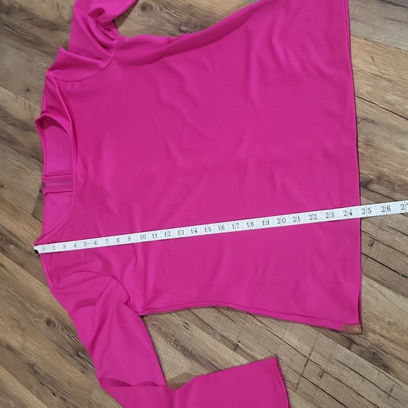 LOU & GREY Pink Performance Side Key Pocket, Zippered Back Long Sleeve Top - Picture 13 of 14